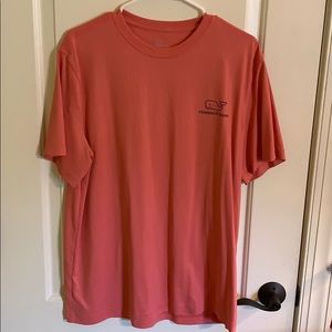 Vineyard Vines tee
